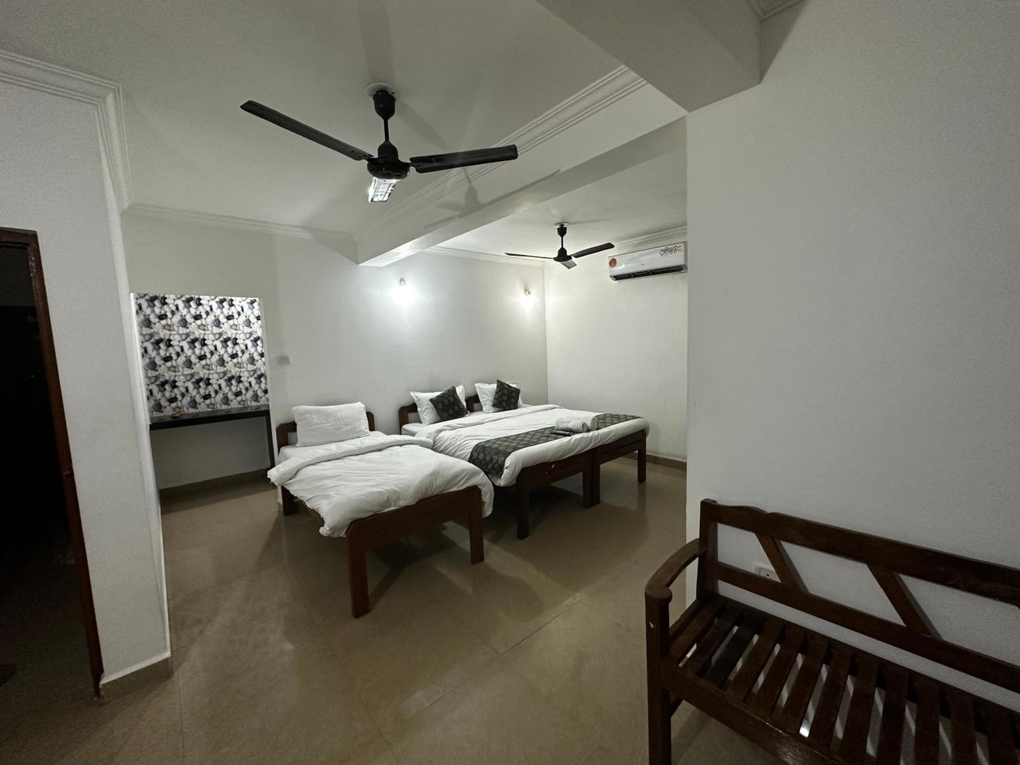 Baga Seafinity Hotel ภายนอก รูปภาพ